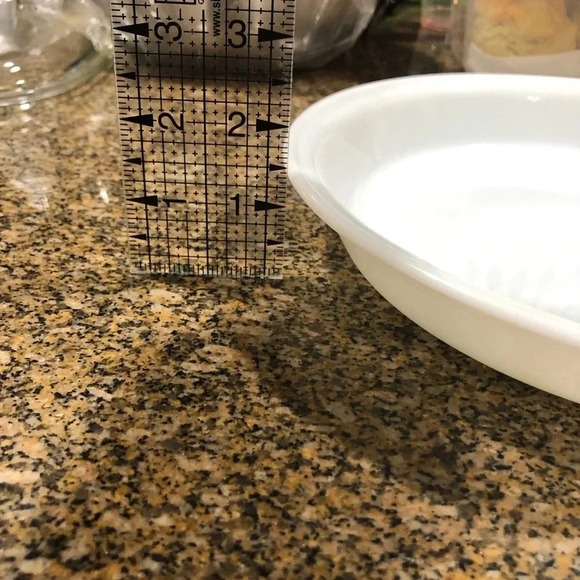 VTG MILK GLASS PYREX CORNINGWARE WHITE PIE DISH - Picture 5 of 5